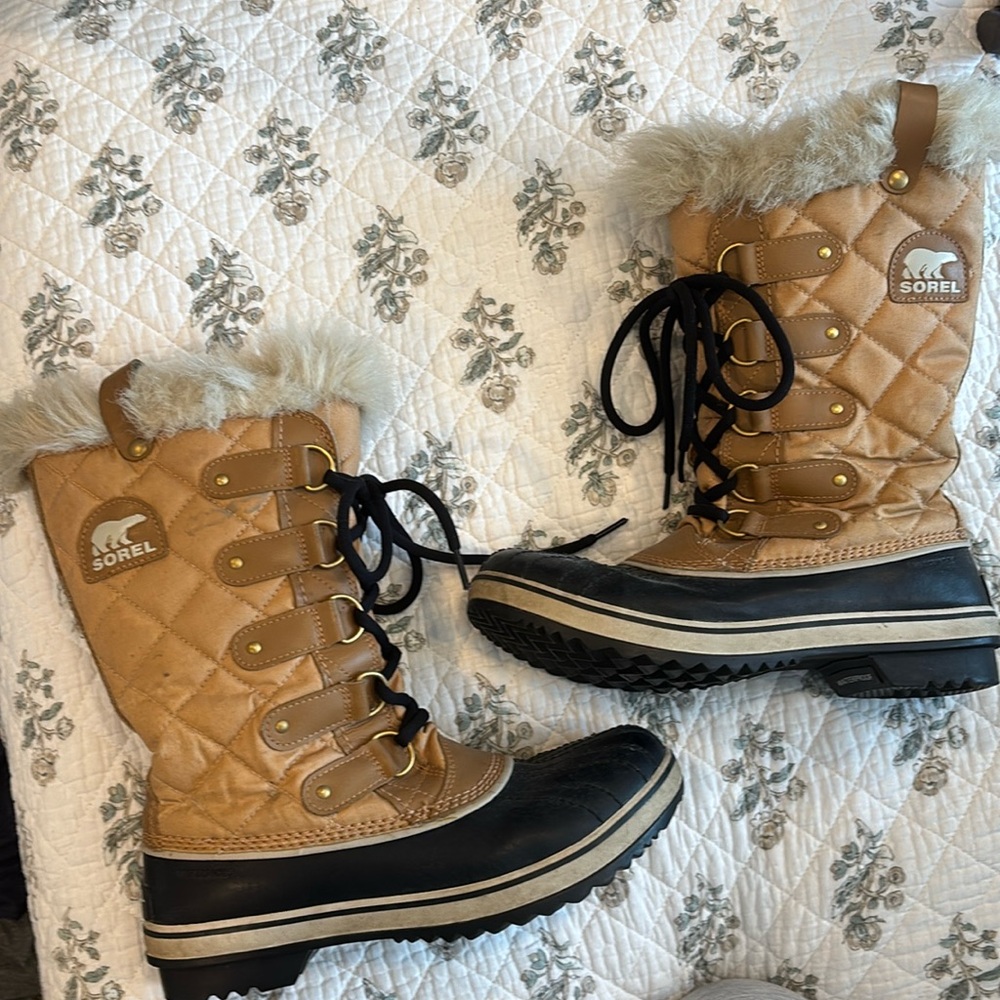 Sorel snow boots